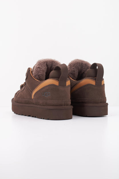 UGG W LOWMEL en color DDC  (4)