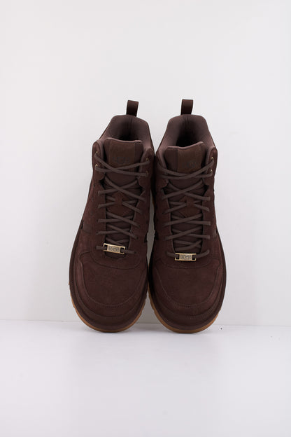 UGG M HIGHLAND HI HERITA en color SUEDE  (3)