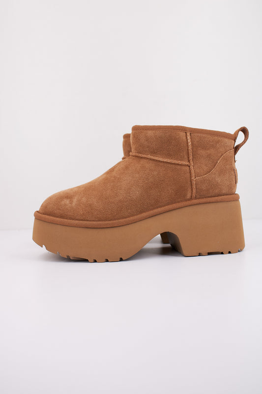 UGG CLASSIC ULTRA MINI N en color CHESTNUT  (1)