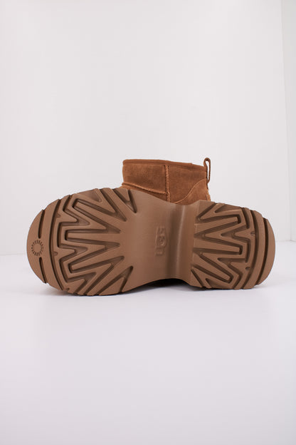 UGG CLASSIC ULTRA MINI N en color CHESTNUT  (5)