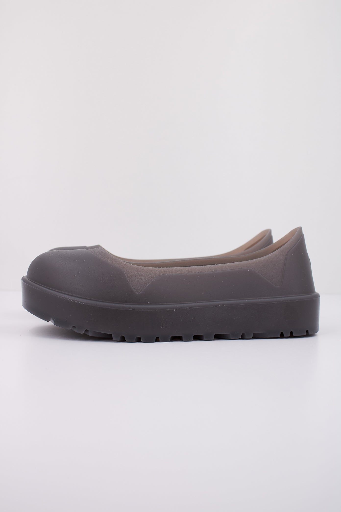 UGG GUARD . en color BLACK  (1)
