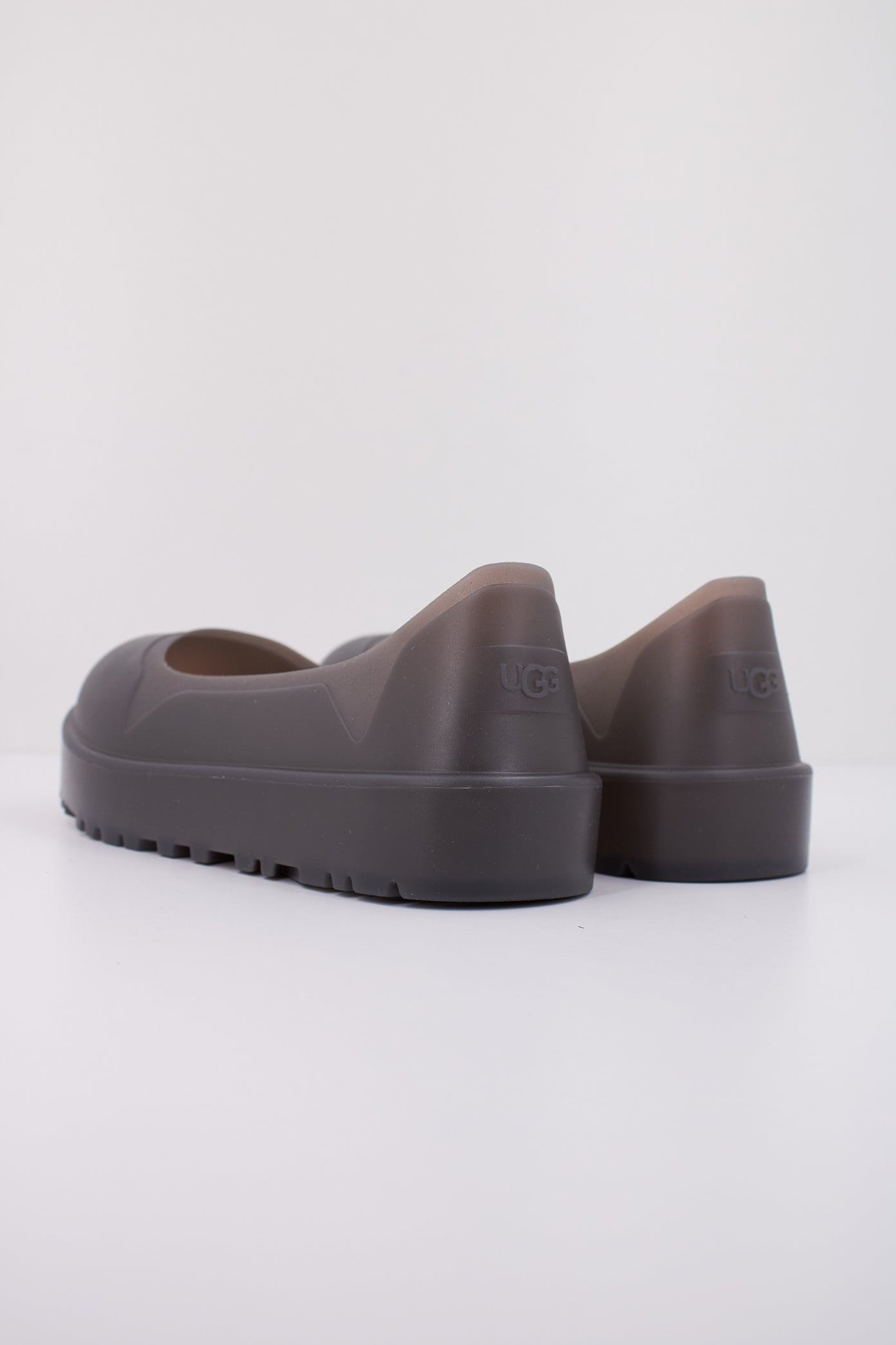 UGG GUARD . en color BLACK  (4)