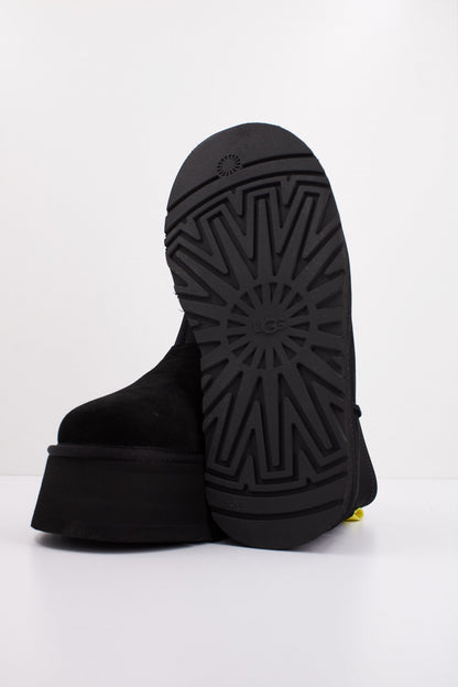 UGG CLASSIC MINI DIPPER en color BLACK  (5)