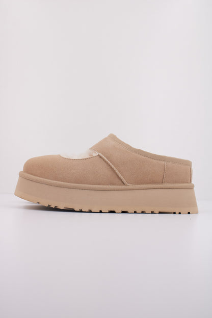 UGG W BEA MARY JANE en color MSTRD  (1)