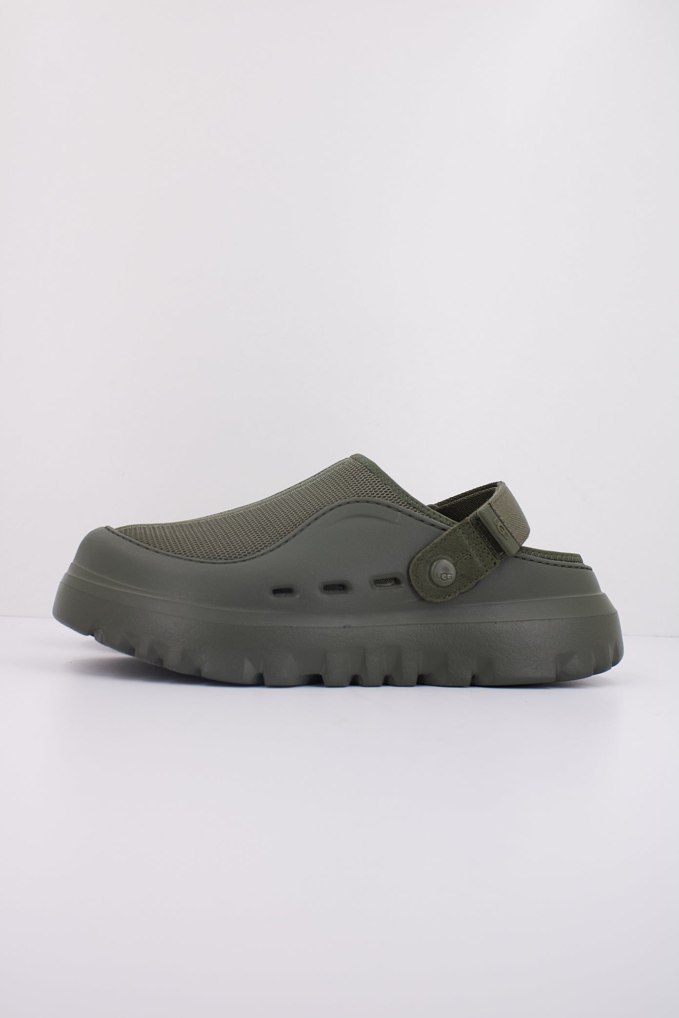 UGG M PEACKMOD en color GREEN  (1)