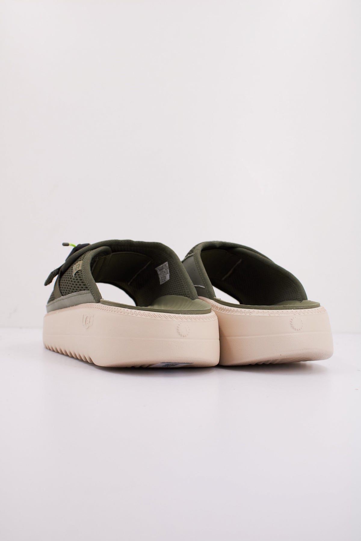 UGG M MAXXER SLIDE en color GREEN  (4)