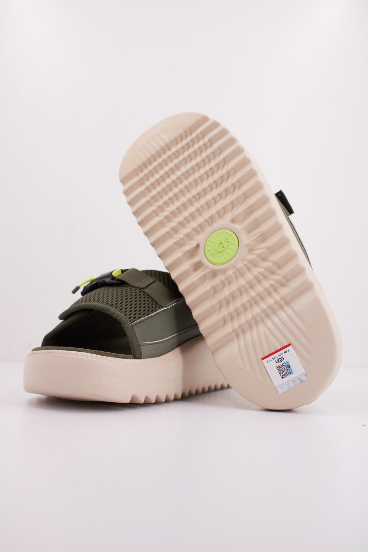 UGG M MAXXER SLIDE en color GREEN  (5)