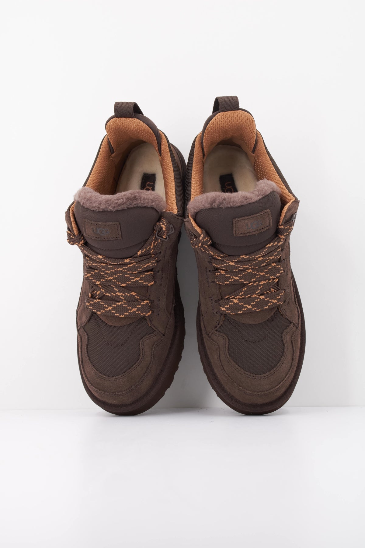 UGG U M LOWMEL en color DDC  (3)