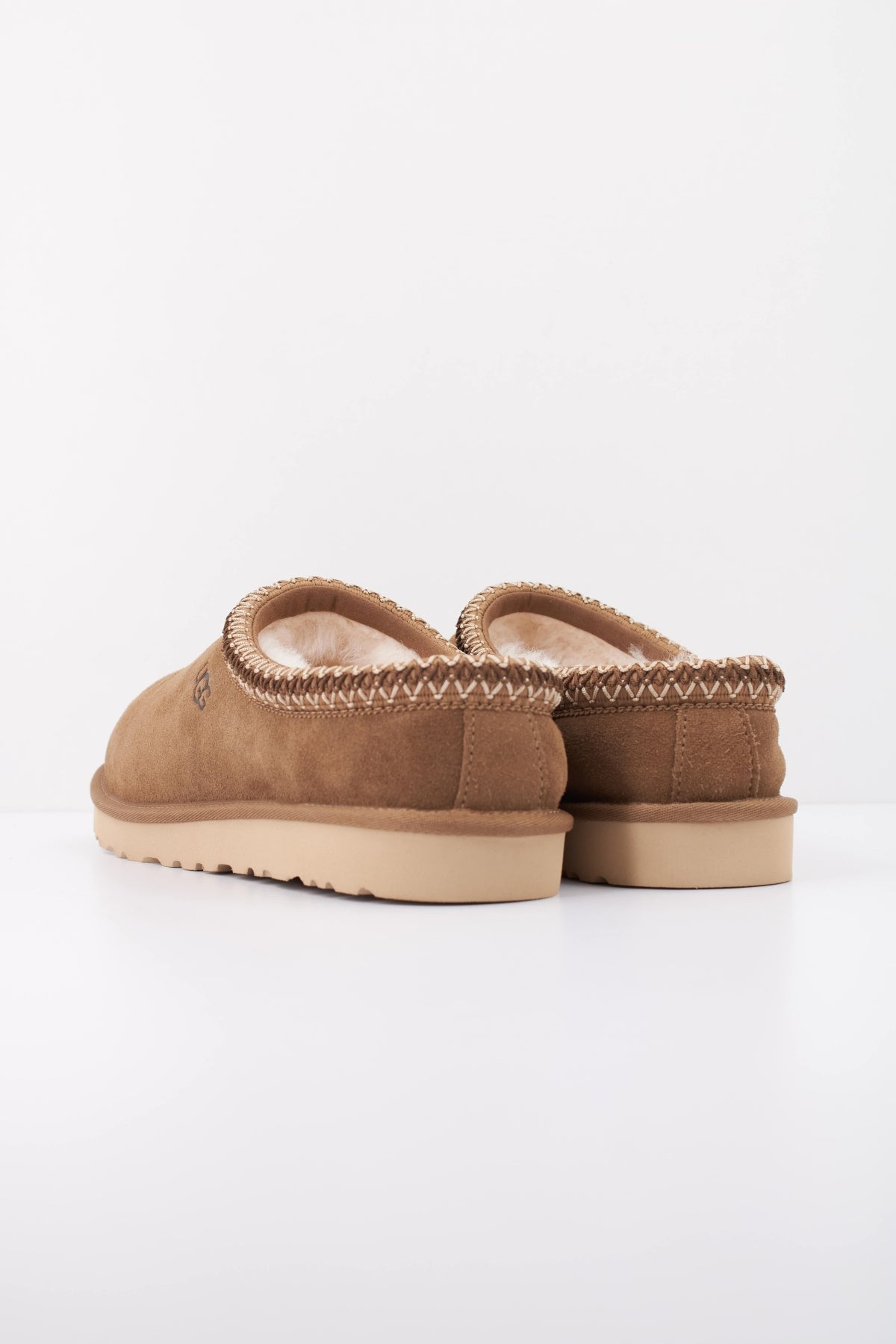 UGG U M TASMAN II en color LBNZ  (4)
