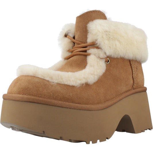UGG ESMEE LACE UP en color CHE  (1)