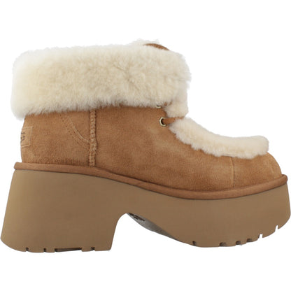 UGG ESMEE LACE UP en color CHE  (4)
