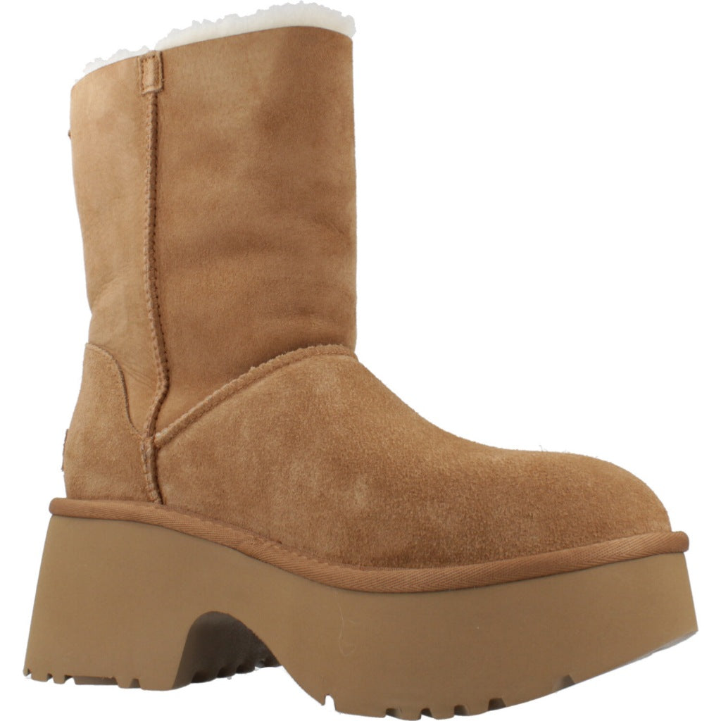 UGG ESMEE BOOT en color CHE  (5)