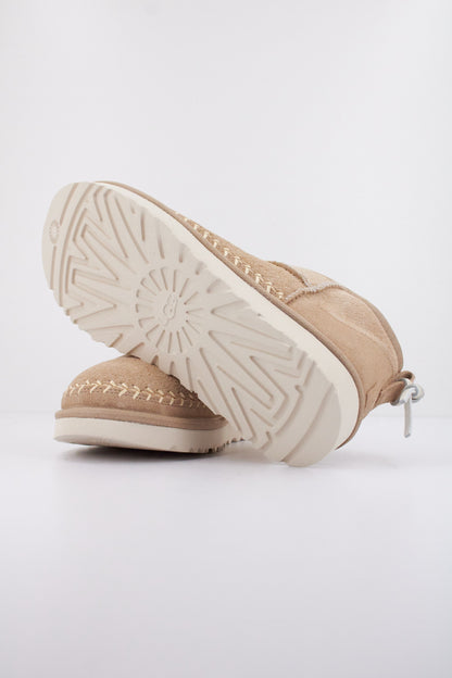 UGG  W CLASSIC ULTRA MIN en color MDSD  (5)