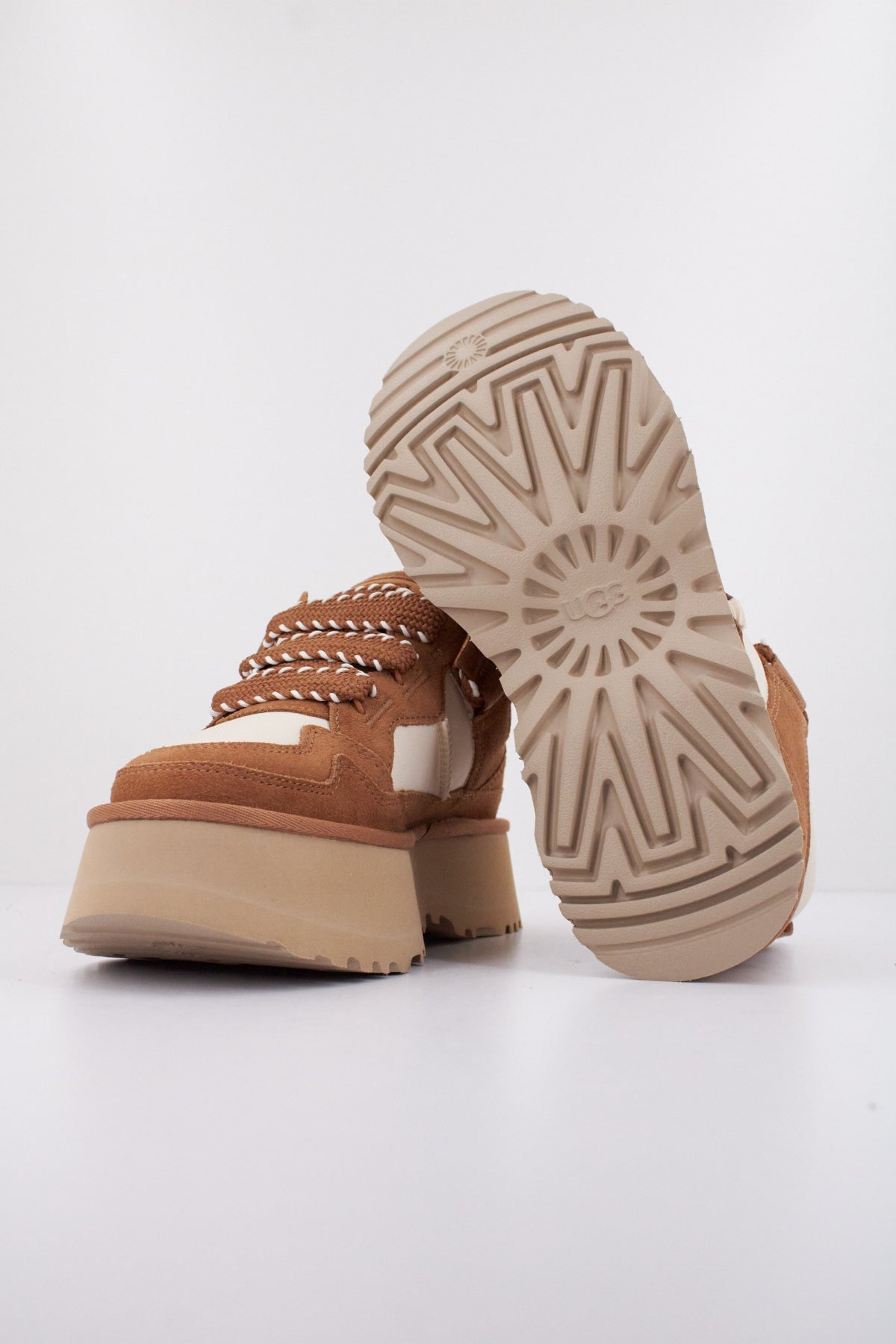 UGG W ASTROMEL en color CHE  (5)