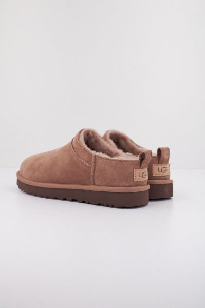 UGG W CLASSIC MICRO en color RYKOAK  (4)