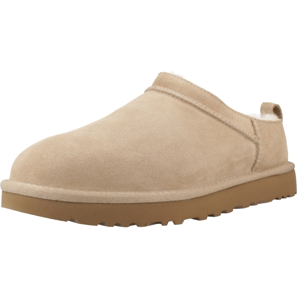 UGG W CLASSIC MICRO en color SAN  (1)