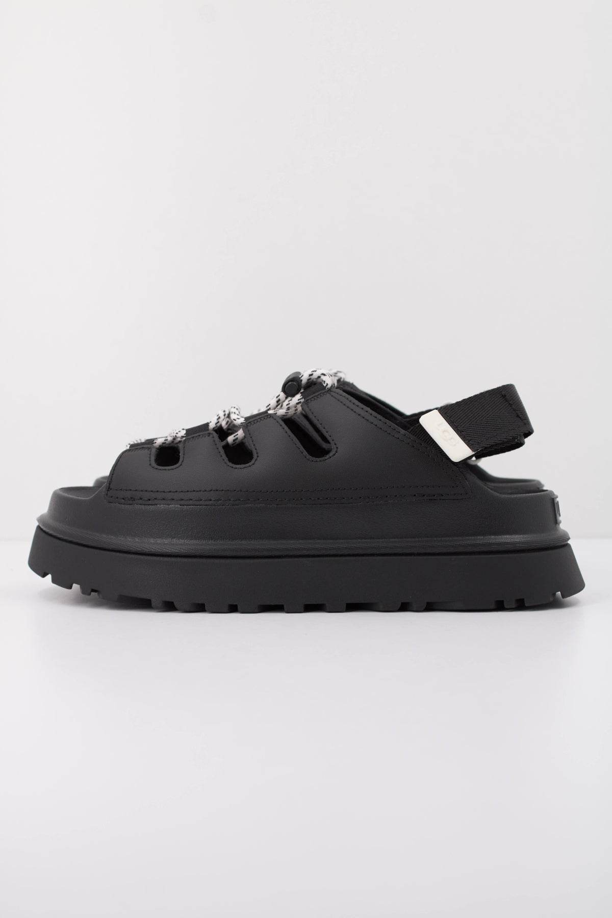 UGG W GOLDENGLOW TOGGLE en color BLK  (1)
