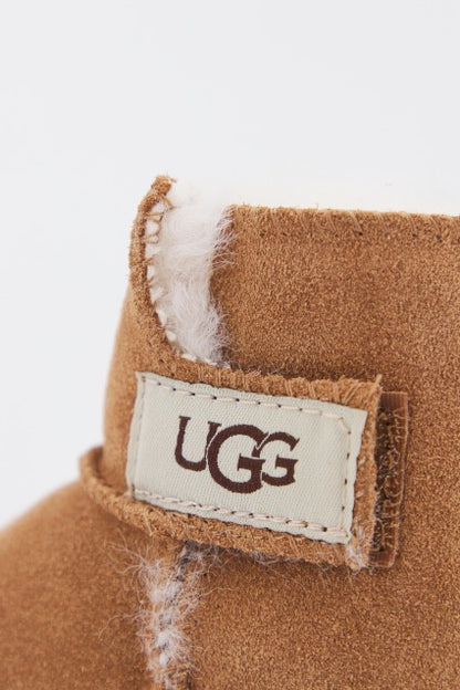 UGG I ERIN en color CHESTNUT  (3)