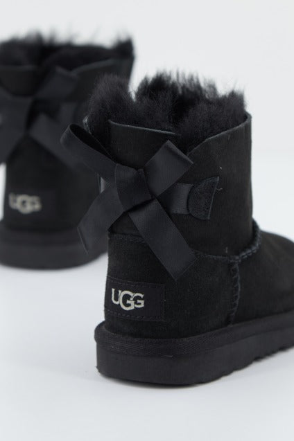 UGG MINI BAILEY BOW II en color BLACK  (3)