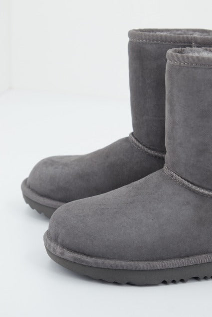UGG CLASSIC II en color GREY  (2)
