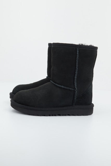 UGG CLASSIC II en color BLACK  (1)