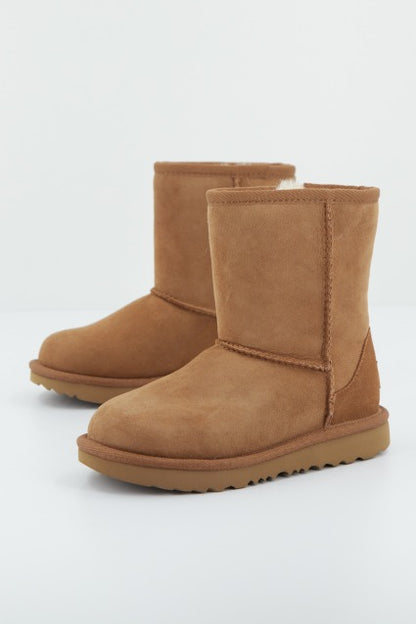 UGG CLASSIC II en color CHESTNUT  (1)