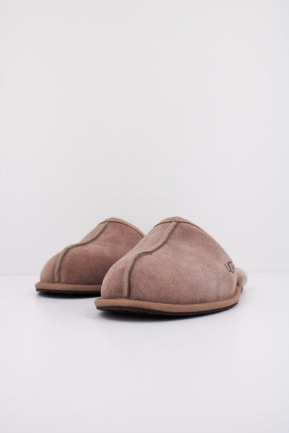 UGG SCUFF en color CARIBOU  (2)