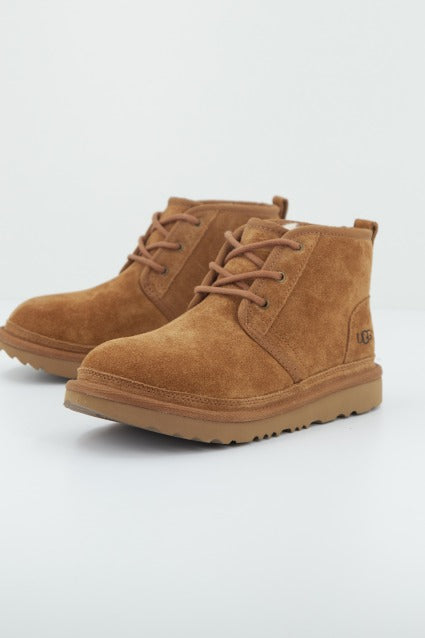 UGG  K NEUMEL II en color CHESTNUT  (1)