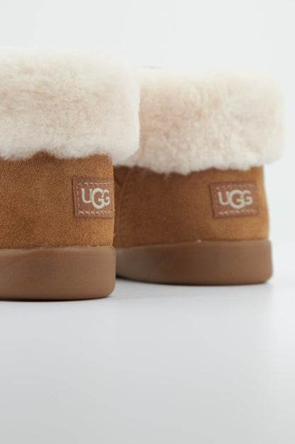 UGG T NOLEN en color CHESTNUT  (3)