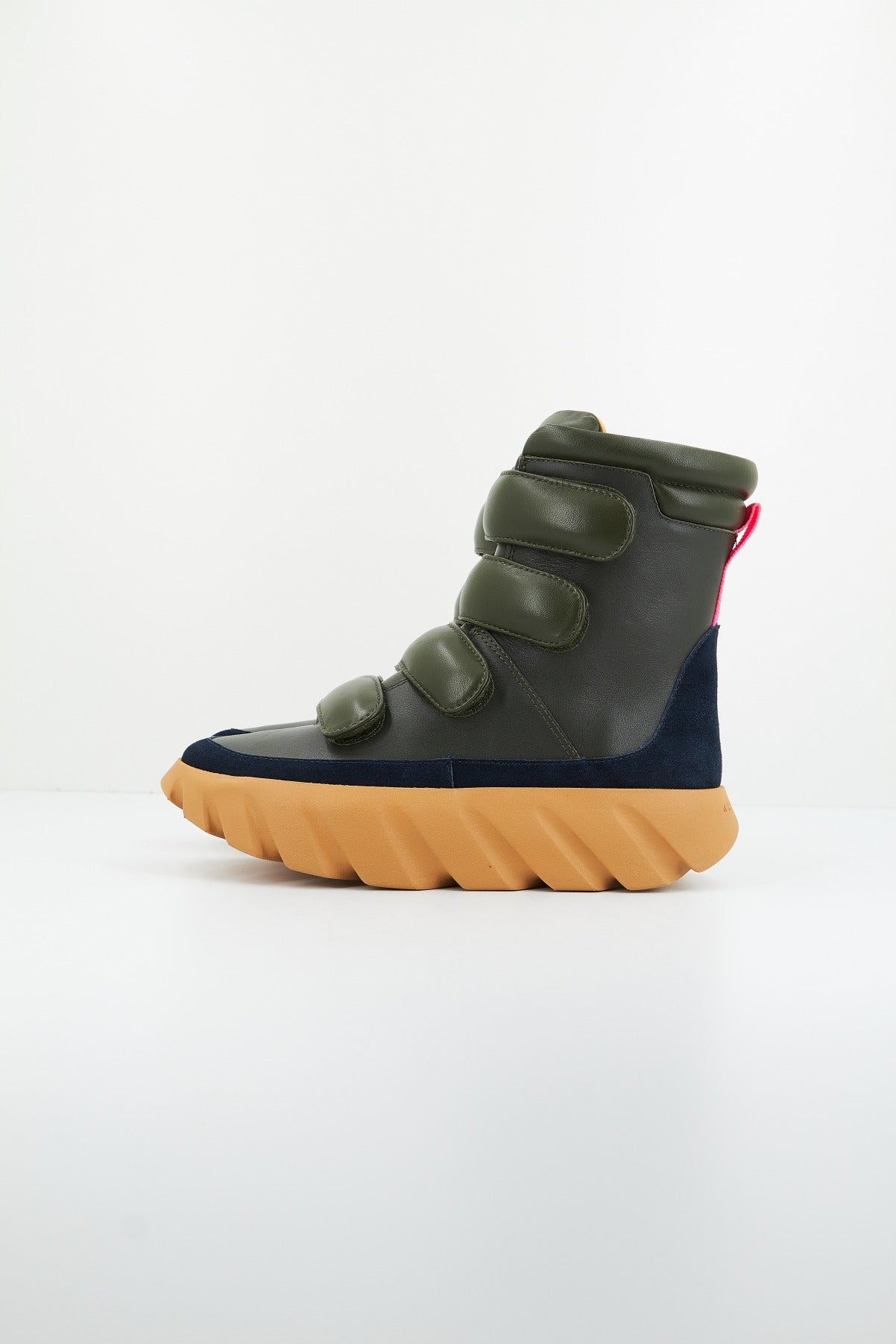 CCCCEES TURA FINGO en color KAKHI  (1)