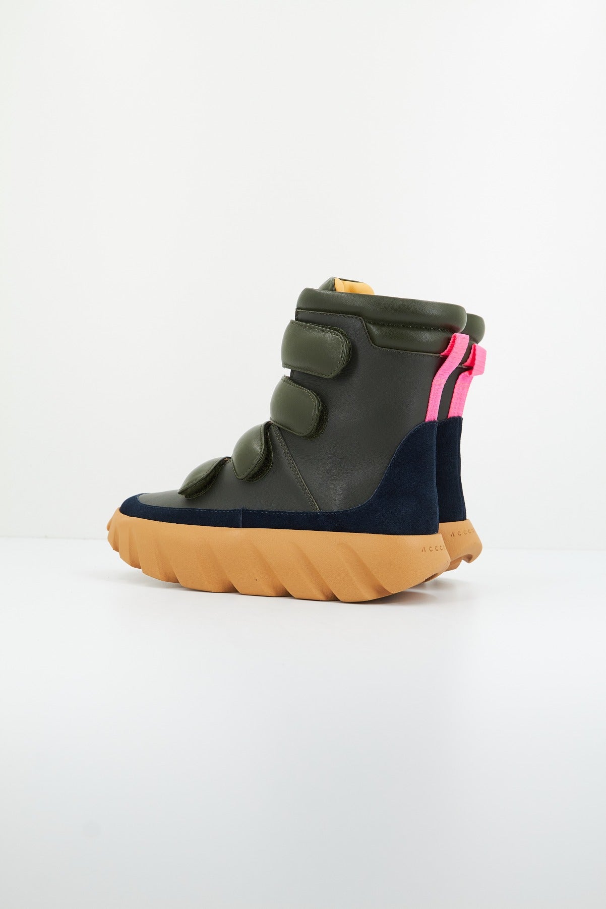 CCCCEES TURA FINGO en color KAKHI  (3)