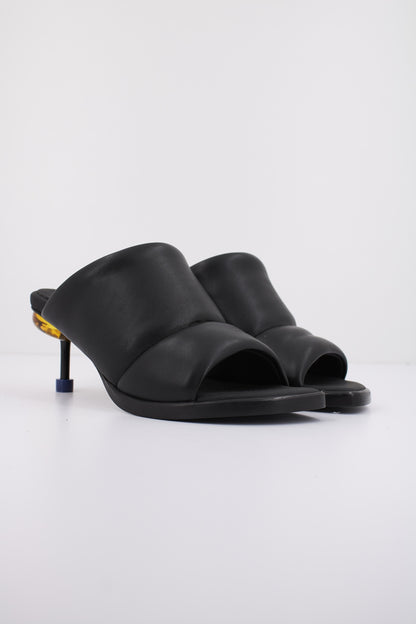 CCCCEES OSHA PILLOW en color BLACK  (2)