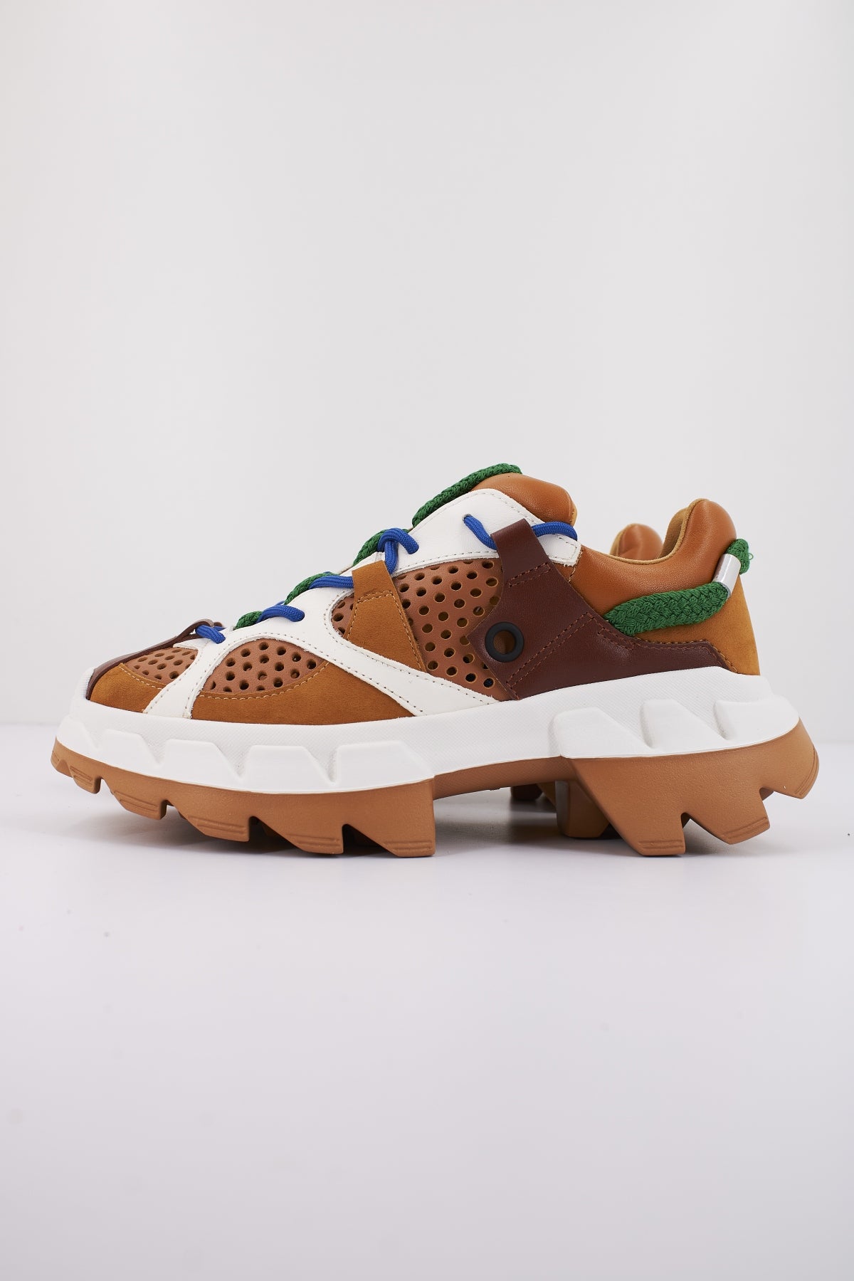 CCCCEES ARKO JUNGLE en color TAN  (1)