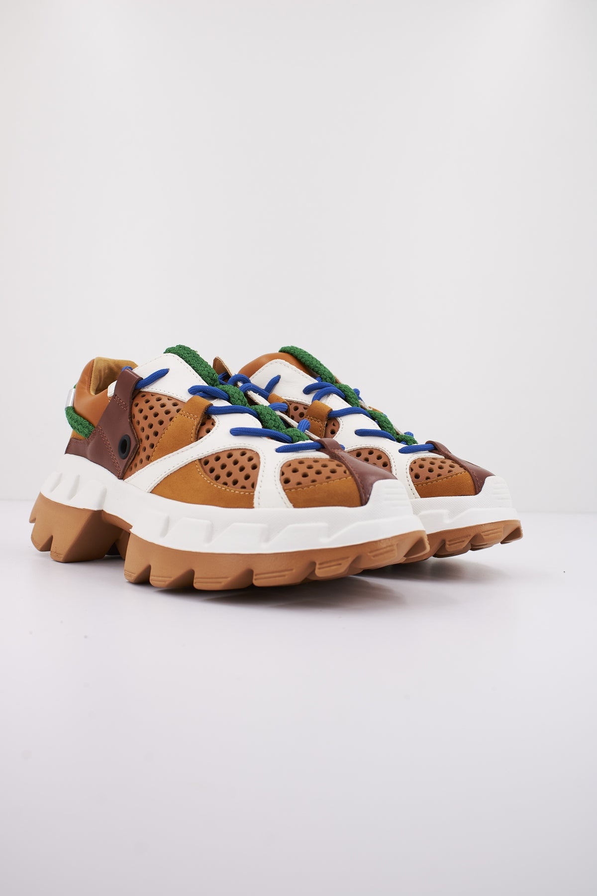 CCCCEES ARKO JUNGLE en color TAN  (2)