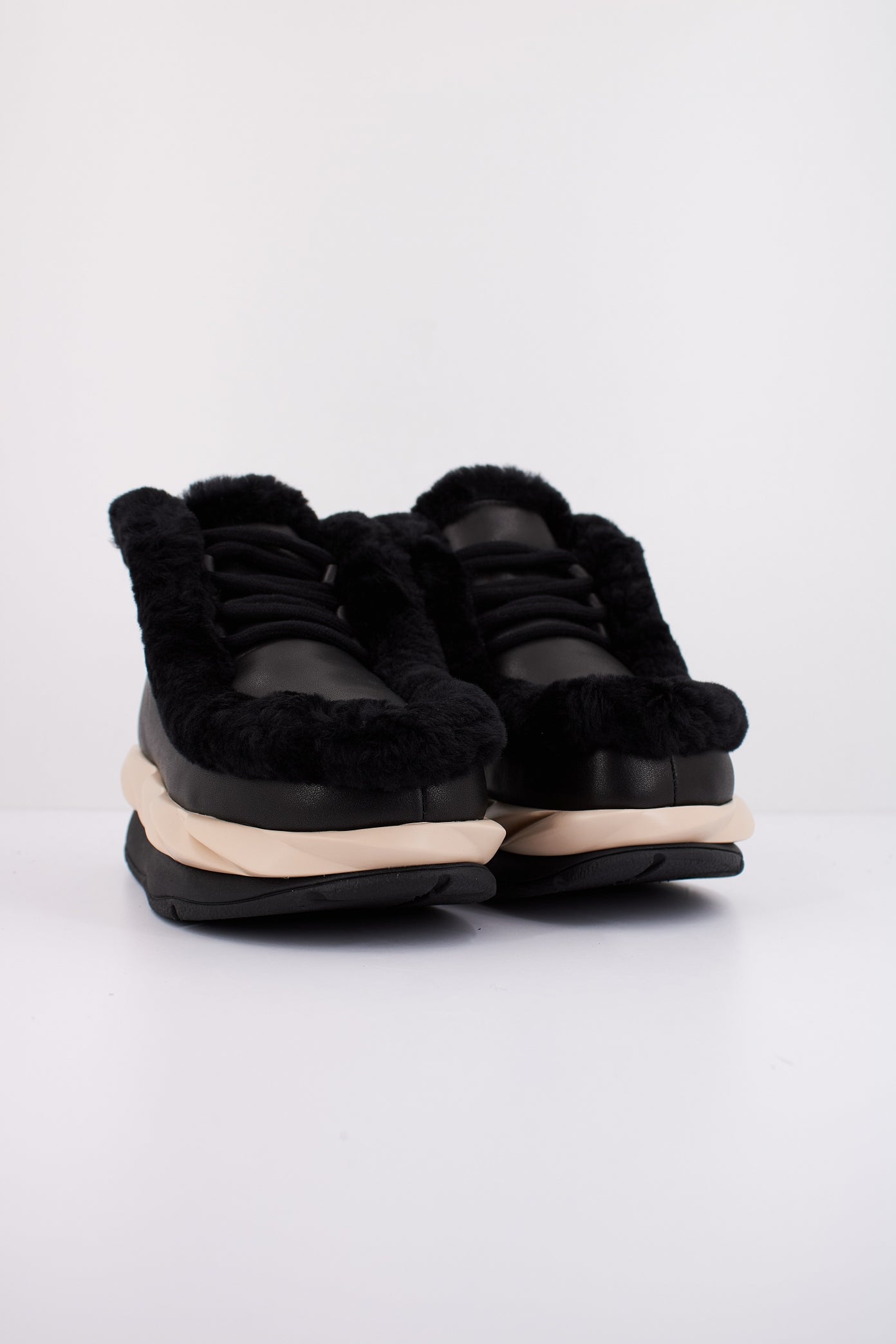 CCCCEES MELLOW MONTA en color BLACK  (2)