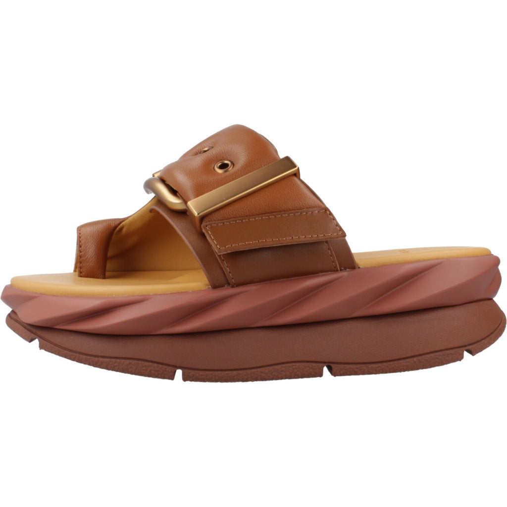 CCCCEES MELLOW GLOW en color OAK  (2)