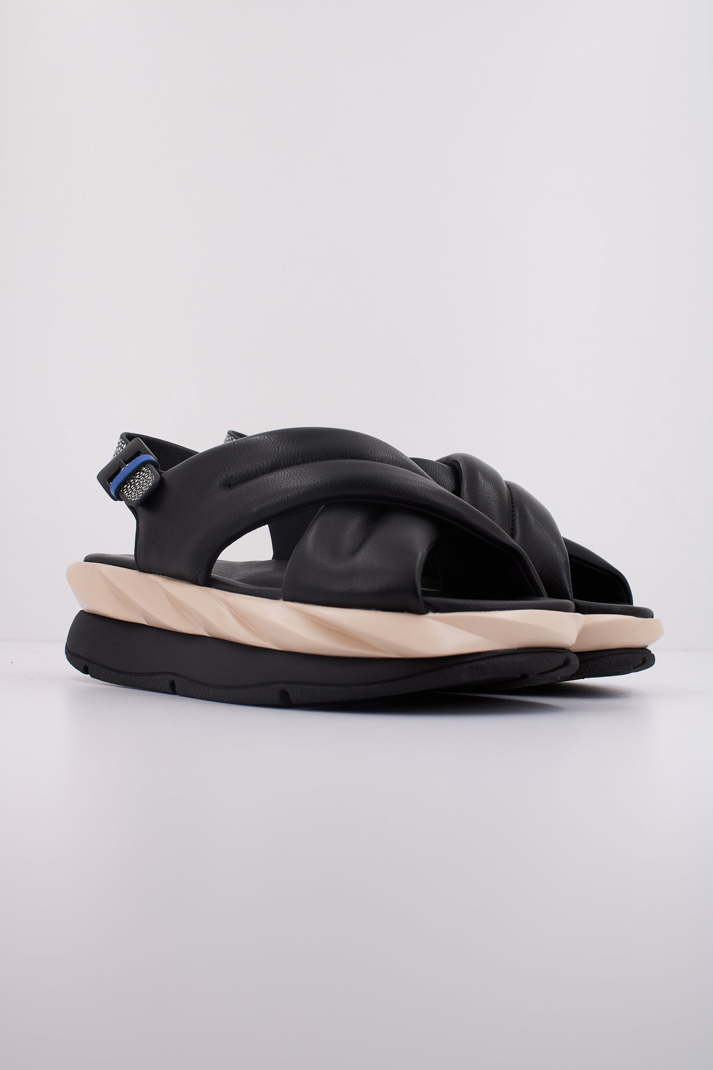 CCCCEES MELLOW MOA en color OREO  (2)