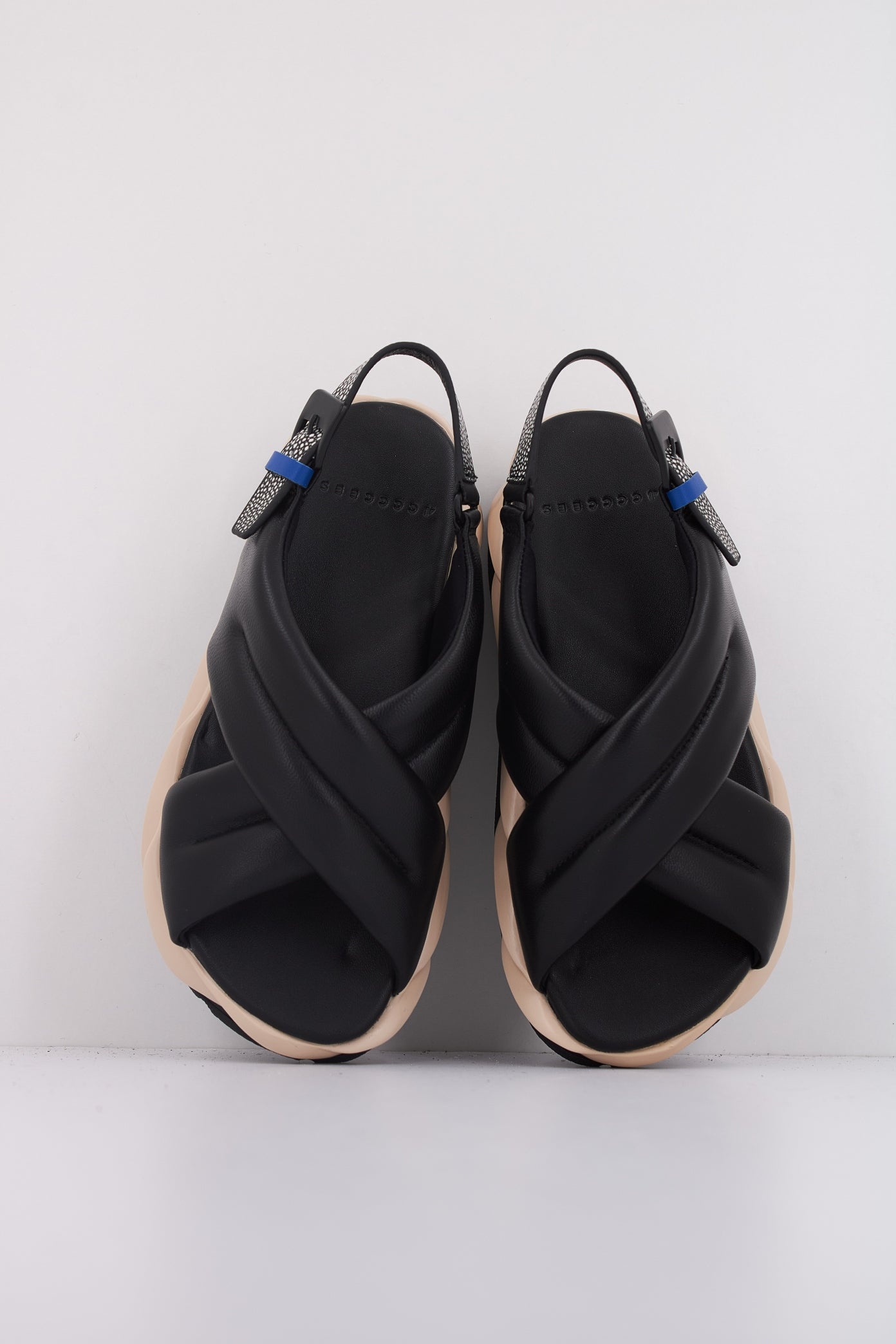 CCCCEES MELLOW MOA en color OREO  (3)