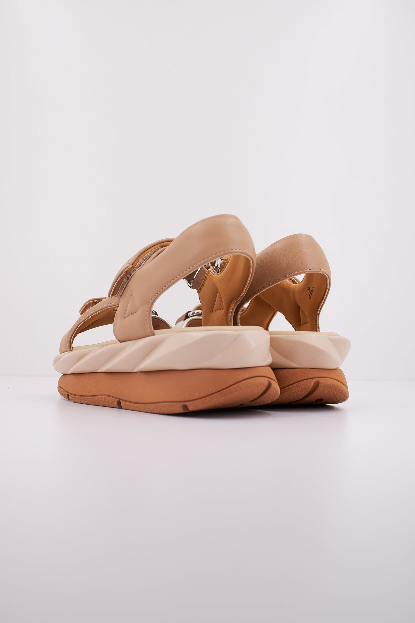 CCCCEES MELLOW MOA en color BEIGE  (4)