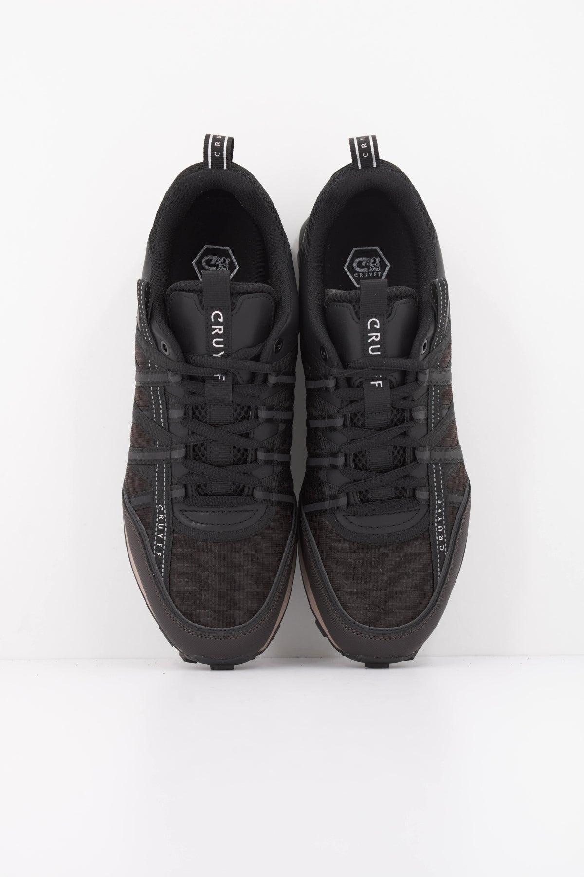 CRUYFF FEARIA HEX-TECH en color   (3)