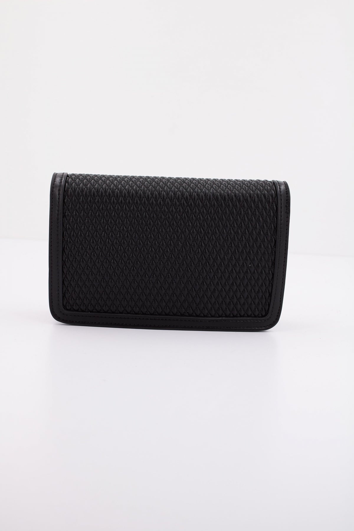 V PATTINA CAMILLE en color NERO  (3)