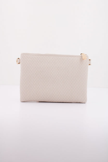 V POCHETTE CAMILLE en color OFFWHT  (3)